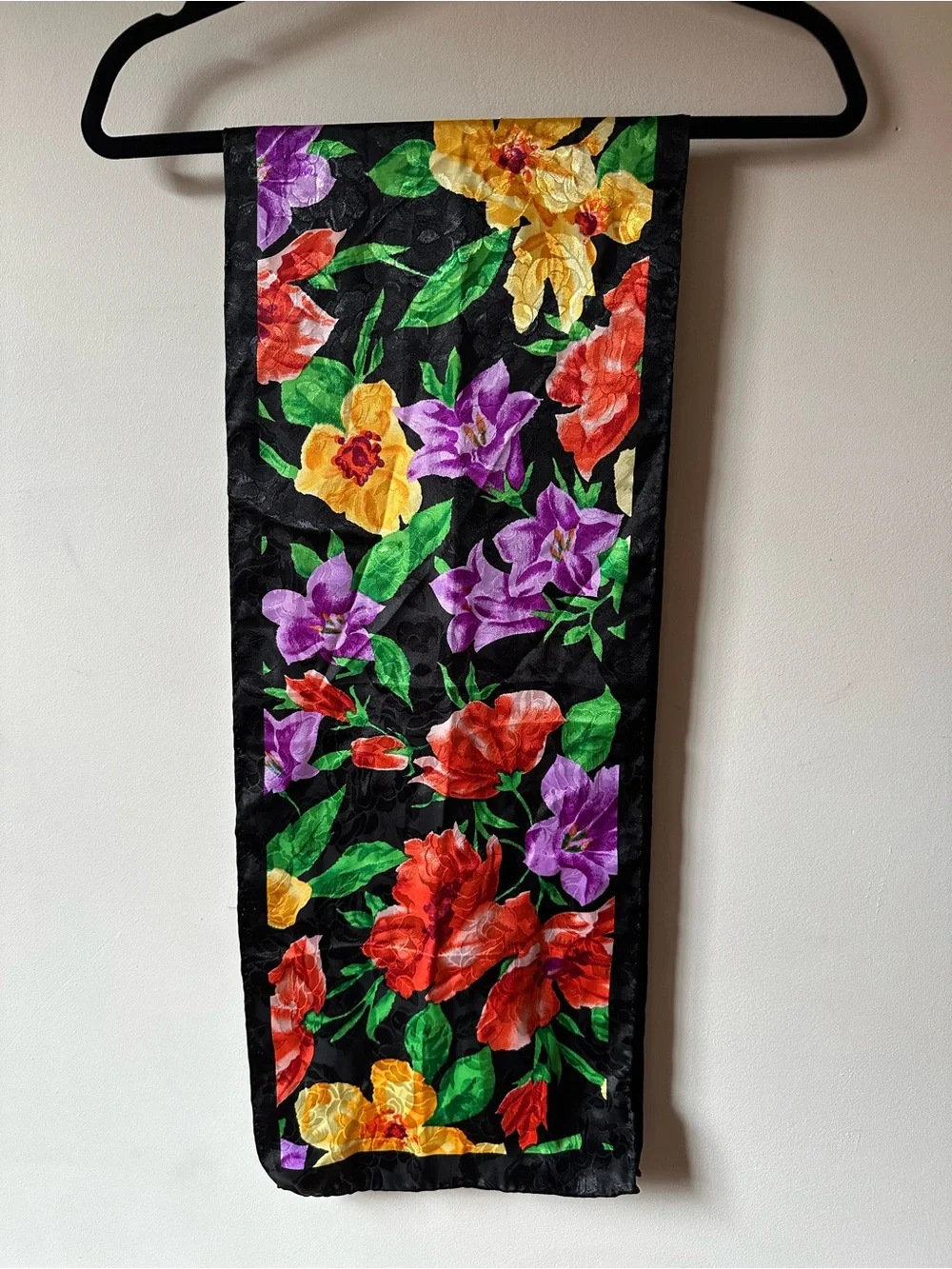 ✨5/$25 Vintage Floral Scarf
